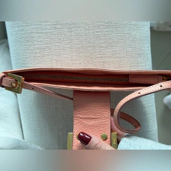 Vintage pink fendi baguette mini bag - Picture 3 of 8